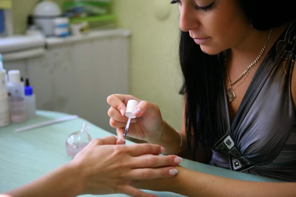 manicure deshevi_manicure